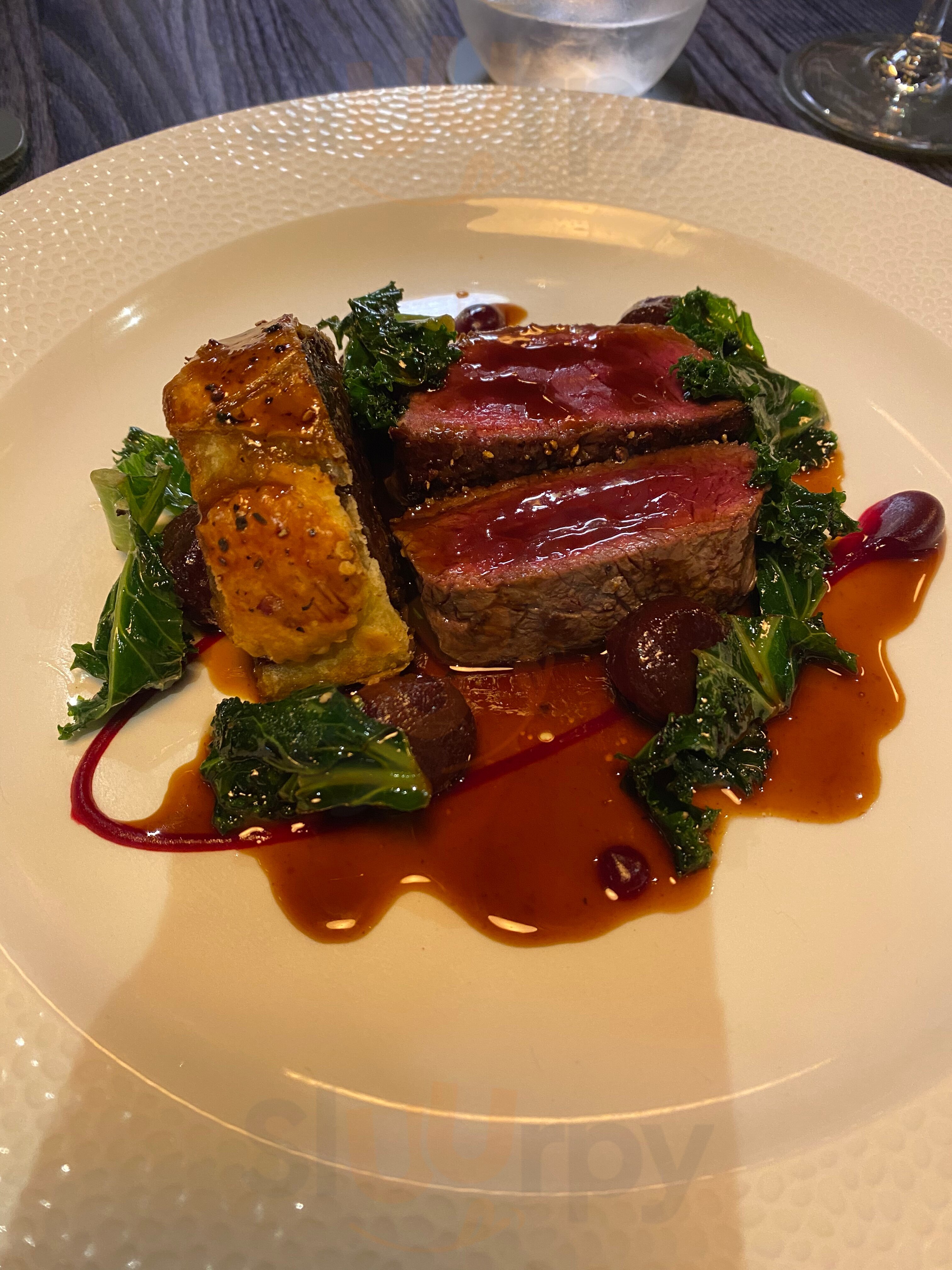 Syn Restaurant And Bar