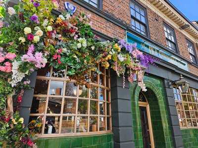 The Old Curiosity Cafe, Bedford
