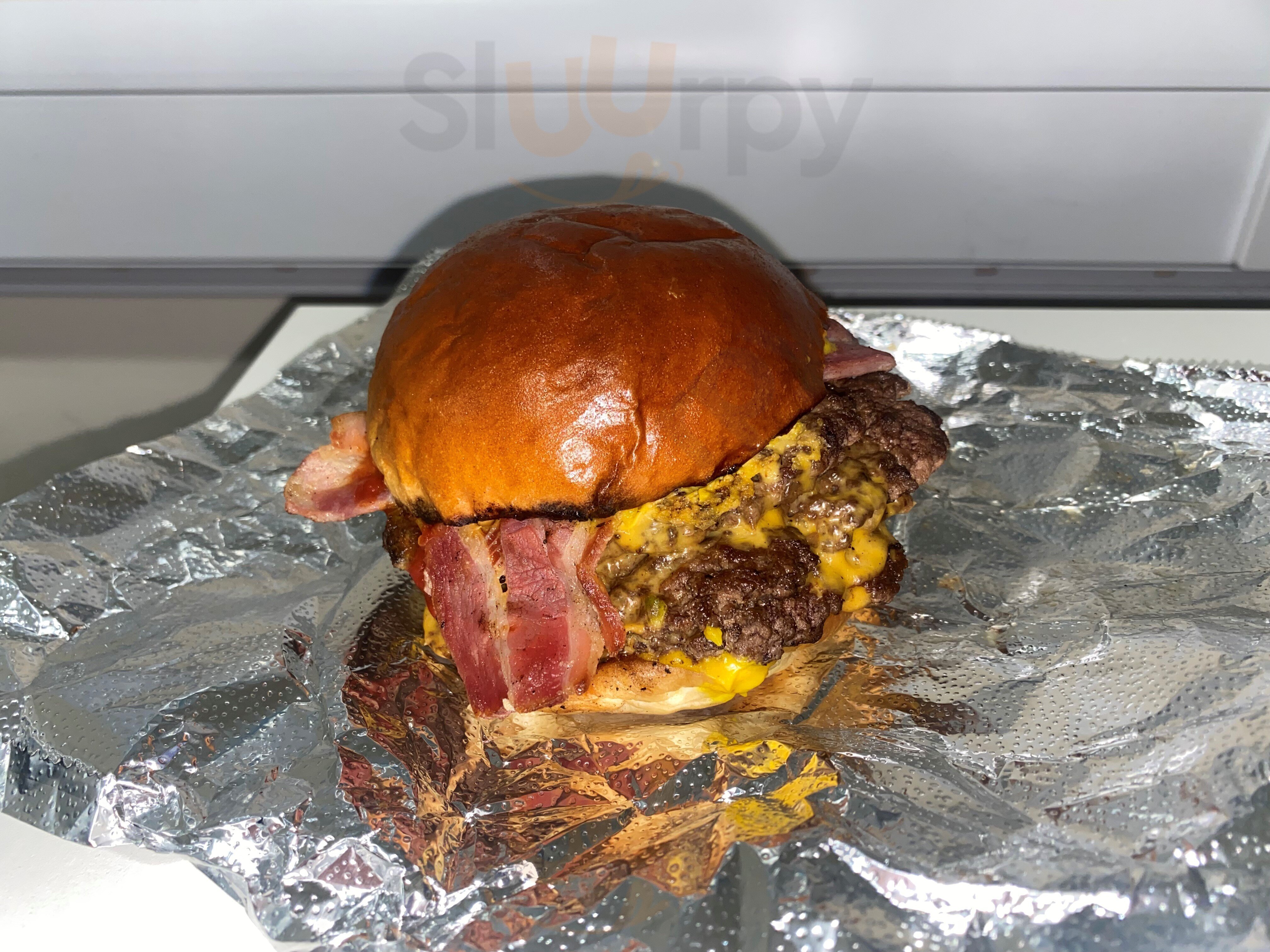 La Cucina Lounge Deli