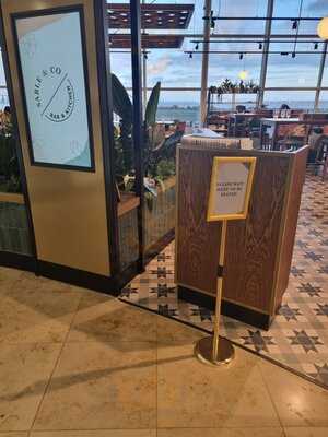 Sable & Co Bar - John Lennon Airport