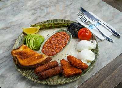 Sky Lounge Cafe & Restaurant