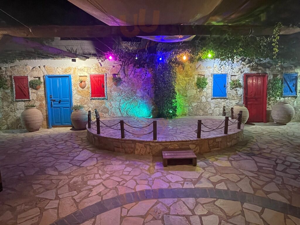 Agali Restaurant ''sivota-perdika''