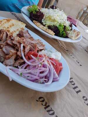 Το Παραδοσιακό