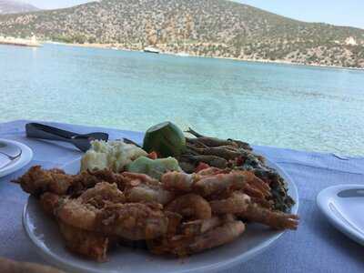 μεζεδοπωλειο Ο Φαρος