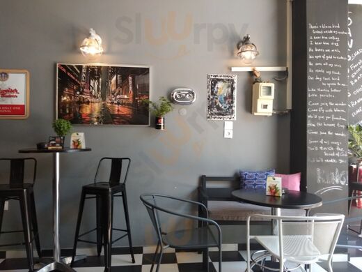 Fantome Cafe