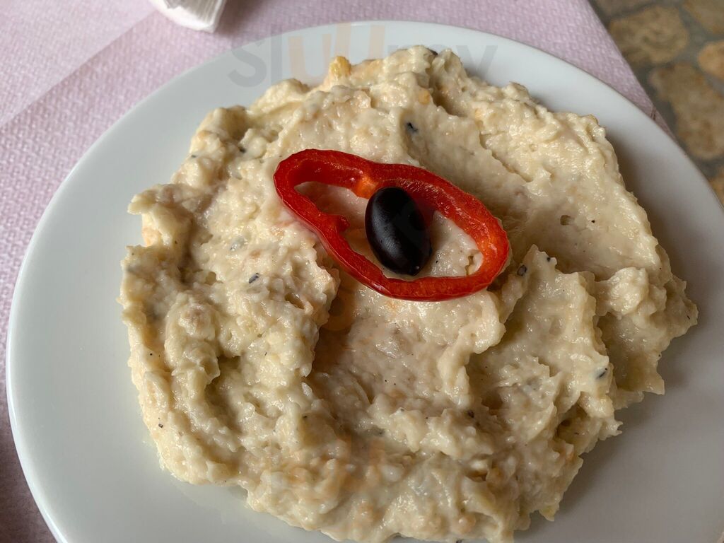 Michalis Restaurant