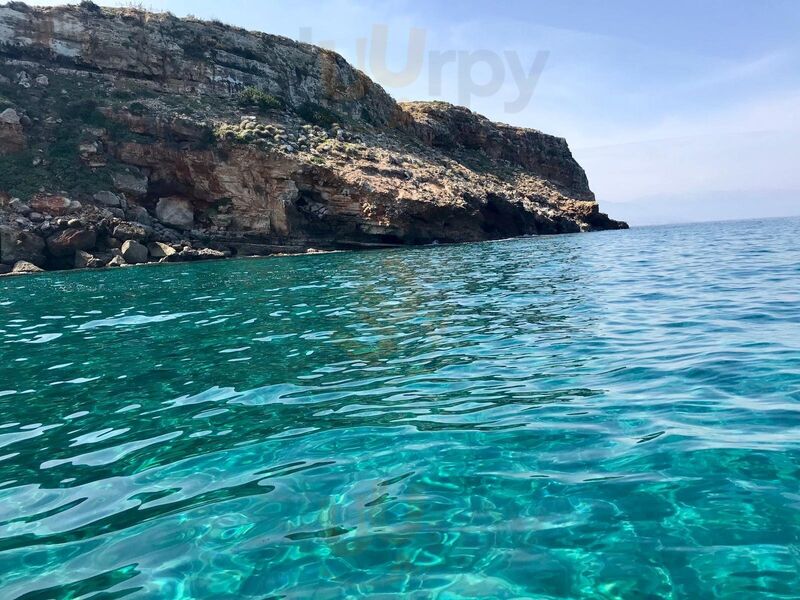 Αίολος Beach Bar Restaurant