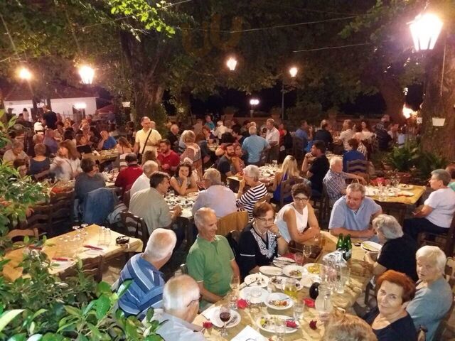 Κρασομάνα Ραψάνη Ταβερνα