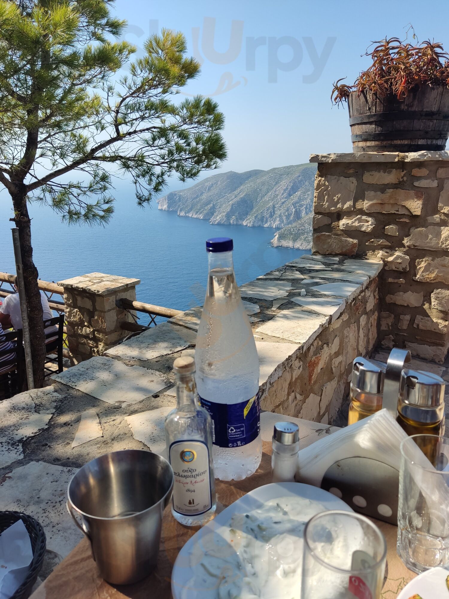 Ταβέρνα Σταυρός