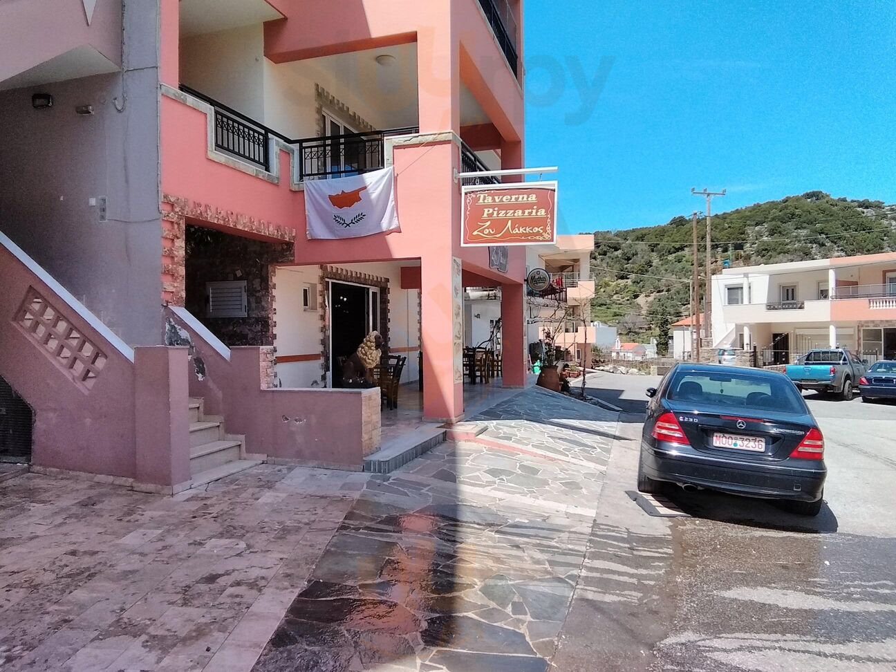Taverna Zou Lakkos