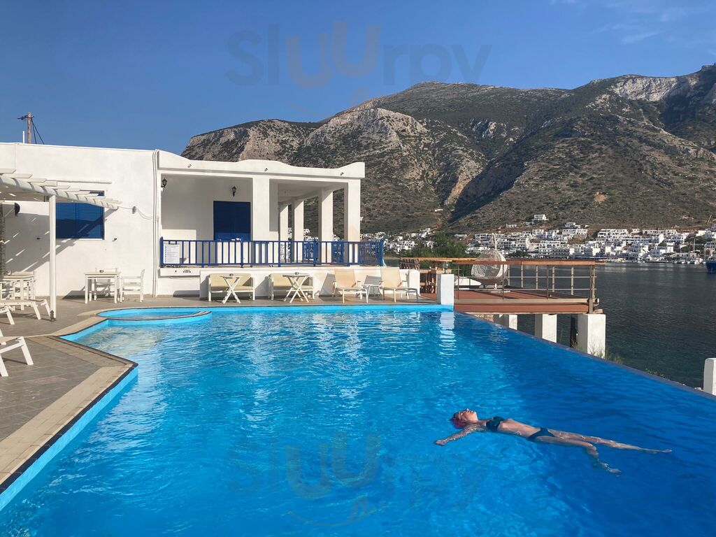 7 Seas Infinity Pool Restaurant