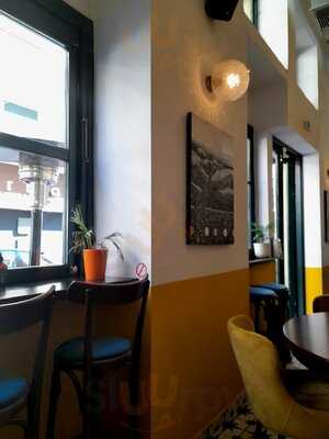 Neratzia Cafe Bistro