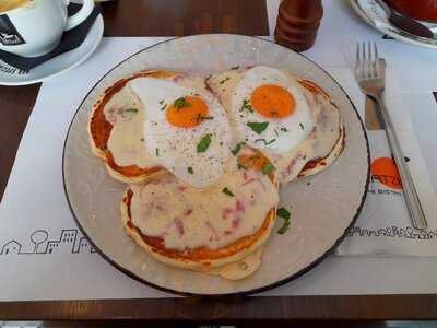 Neratzia Cafe Bistro