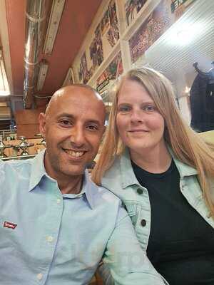 Pizza Salvatore Stathis Leventis