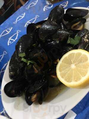 Τα Ψαράκια τσι Γαρίτσας