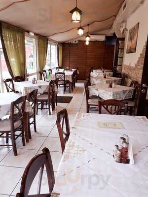 Δια Χειρός Τατσή