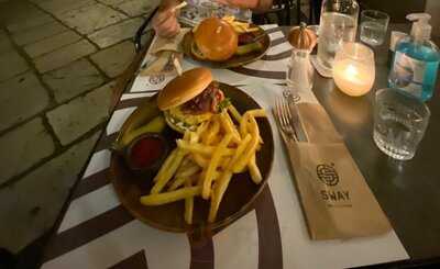 Sway Bar And Kitchen