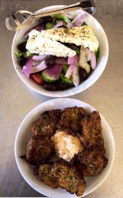 Στεργίου Παραδοσιακό Καφενείο-Ουζερί