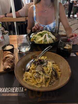 Margherita Pizza Artigianale