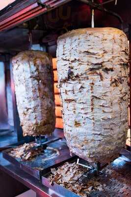 Κάτι τι Στον Υμηττό