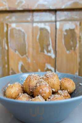 Κάτι τι γλυκό στον Υμηττό