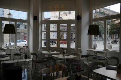 Metropolis Café Bistro