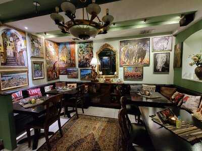 Arthaus Cafe Wine Bar