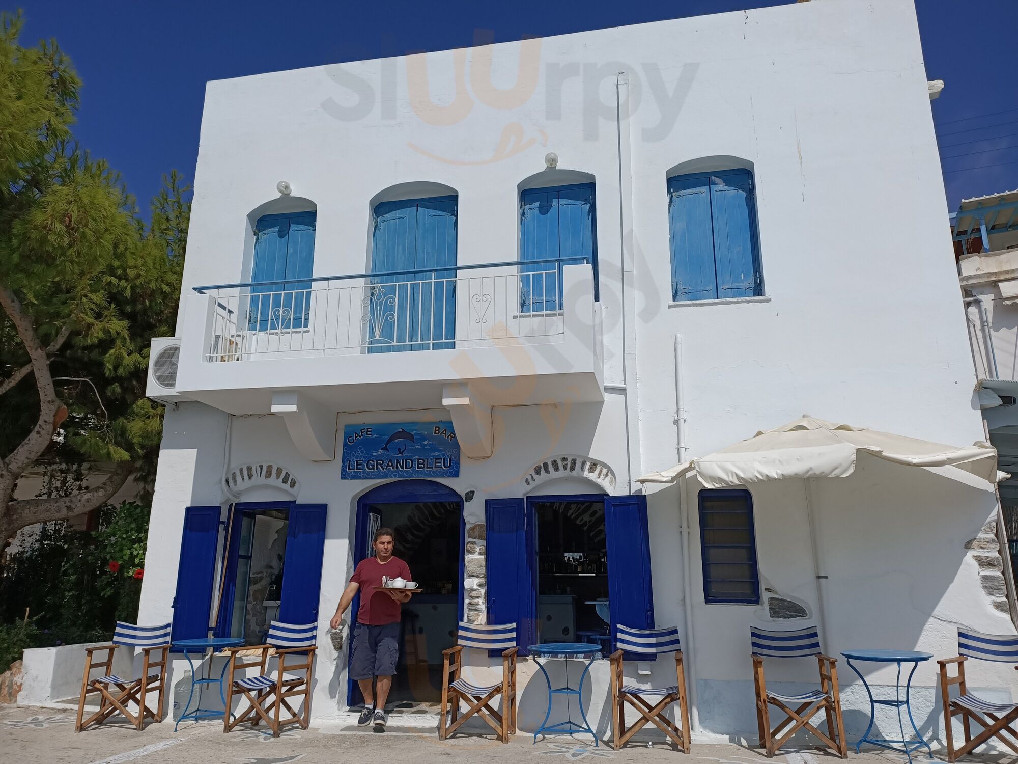 Villa Le Grand Bleu Restaurant