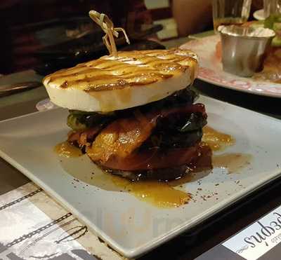 Εξωστρεφής στον Κεραμεικό