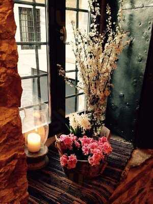 To Mousketo Μεζεδοπωλείο