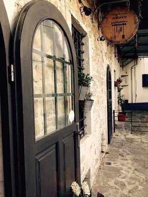 To Mousketo Μεζεδοπωλείο