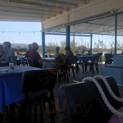 Ταβέρνα Δελφίνι