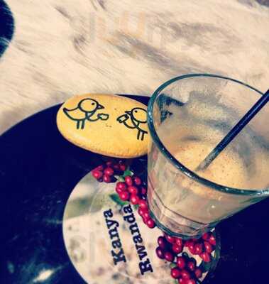 2 Γουλιές & 2 Μπουκιές