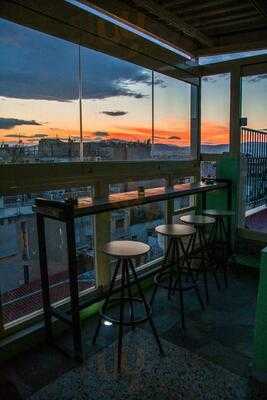 Rooftop Bar & Restaurant