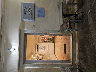 Οίνος και Γεύσεις