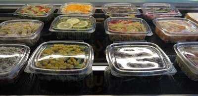 Scarlett Bakes & Coffee