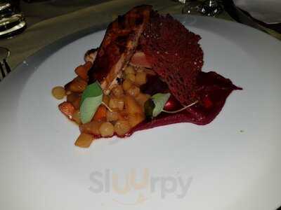 Vinoterra Resto & Cava