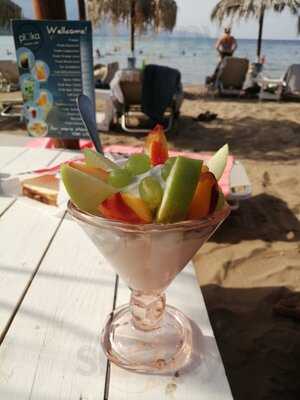 Plaka Beach Restaurant
