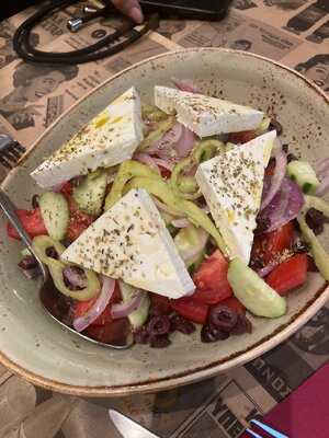 Η Δωδώνη - Παραδοσιακό Εστιατόριο