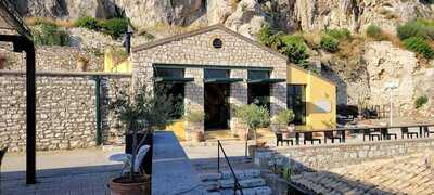 Paleo Frourio Cafe Bar