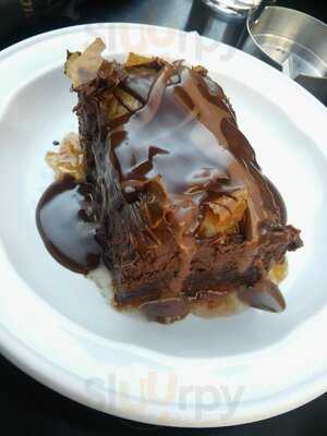 Το Σερμπετόσπιτο