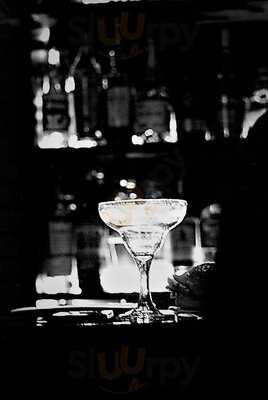 Καφέ Αρκούδα Classic Jazz Rock & Blues Bar