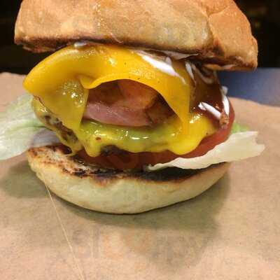 Holy Moly Coffee & Burger