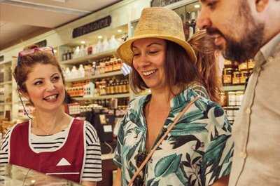 Eatwith: Marina Of Athens