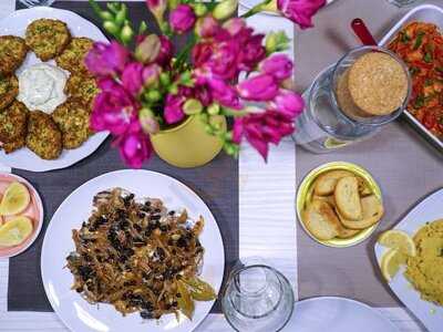 Eatwith: Marina Of Athens