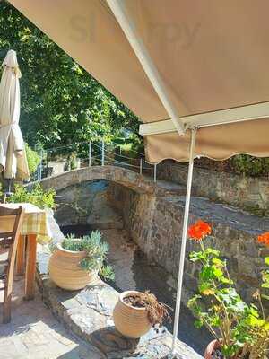 Kastanofolia Taverna