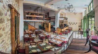 Όμορφη Πόλη