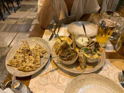 Όμορφη Πόλη