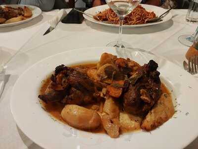 Liondi Traditional Greek Restaurant