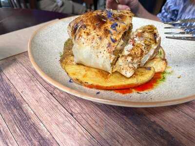 Yard All Day Bar Restaurant